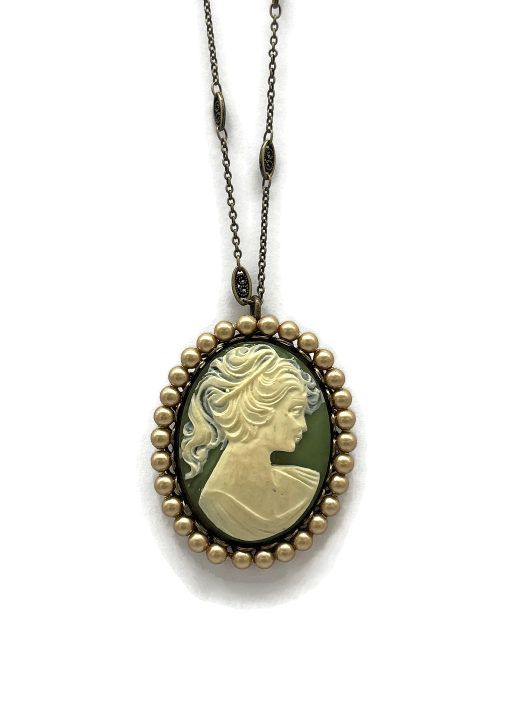 Nk-46 40TH BDAY Cameo vintage gold