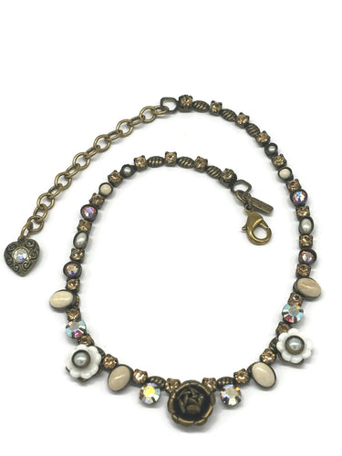 Nk-19 40TH BDAY Vintage Flower necklace