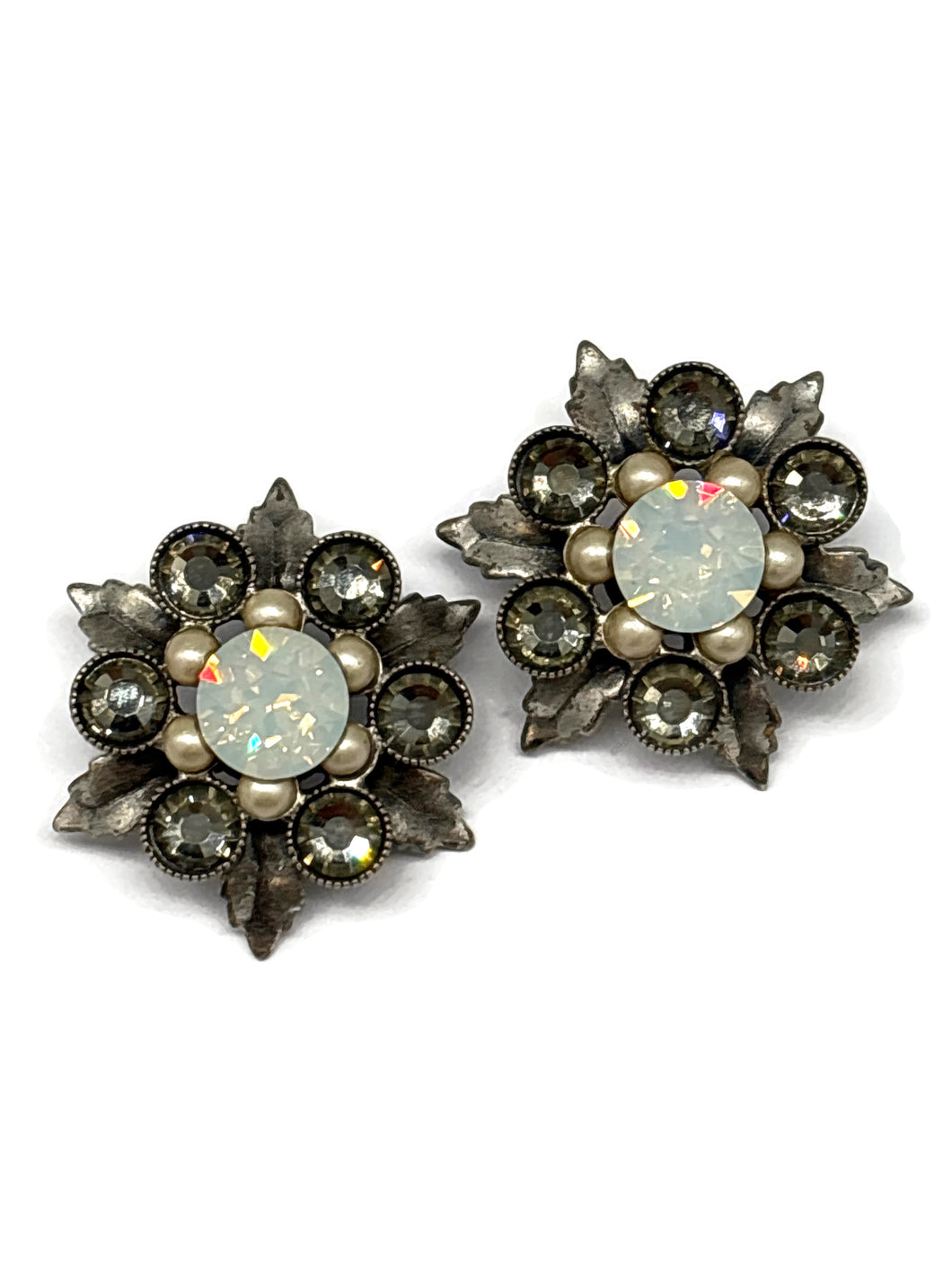 ER-101 40TH BDAY WO/BD leaves