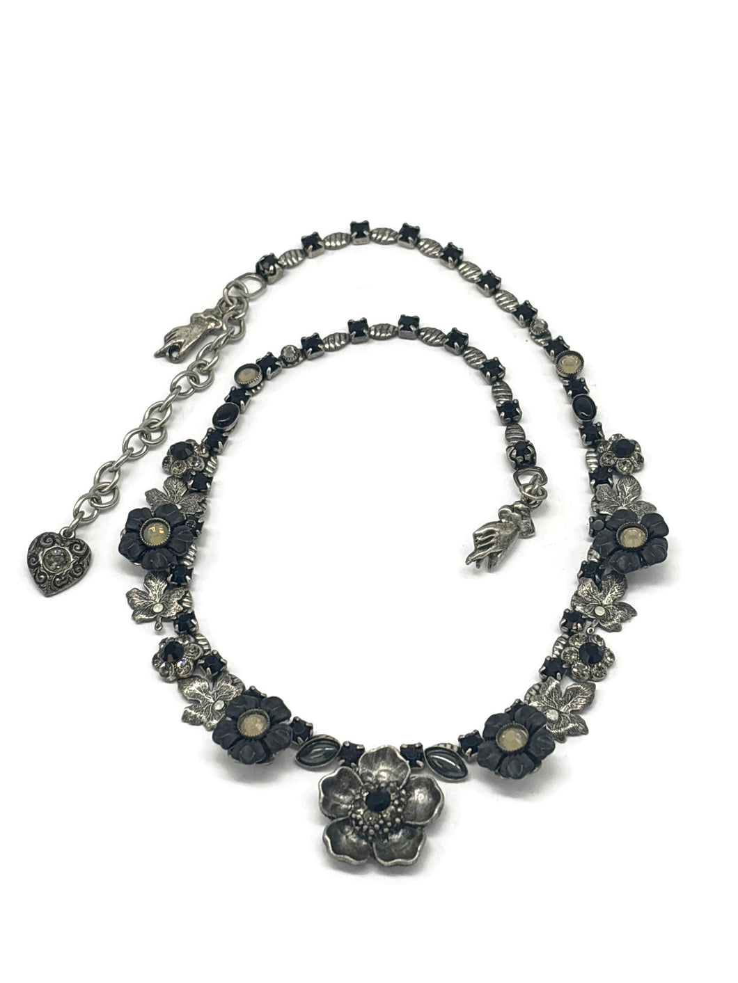 Nk-36 Black floral Necklace