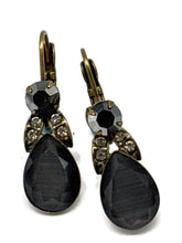 Load image into Gallery viewer, ER-12 40TH BDAY Pear Hem drop