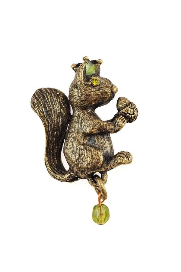 Squirrel Stud Pin