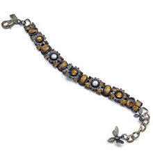 Load image into Gallery viewer, Sunflower and bee bracelet