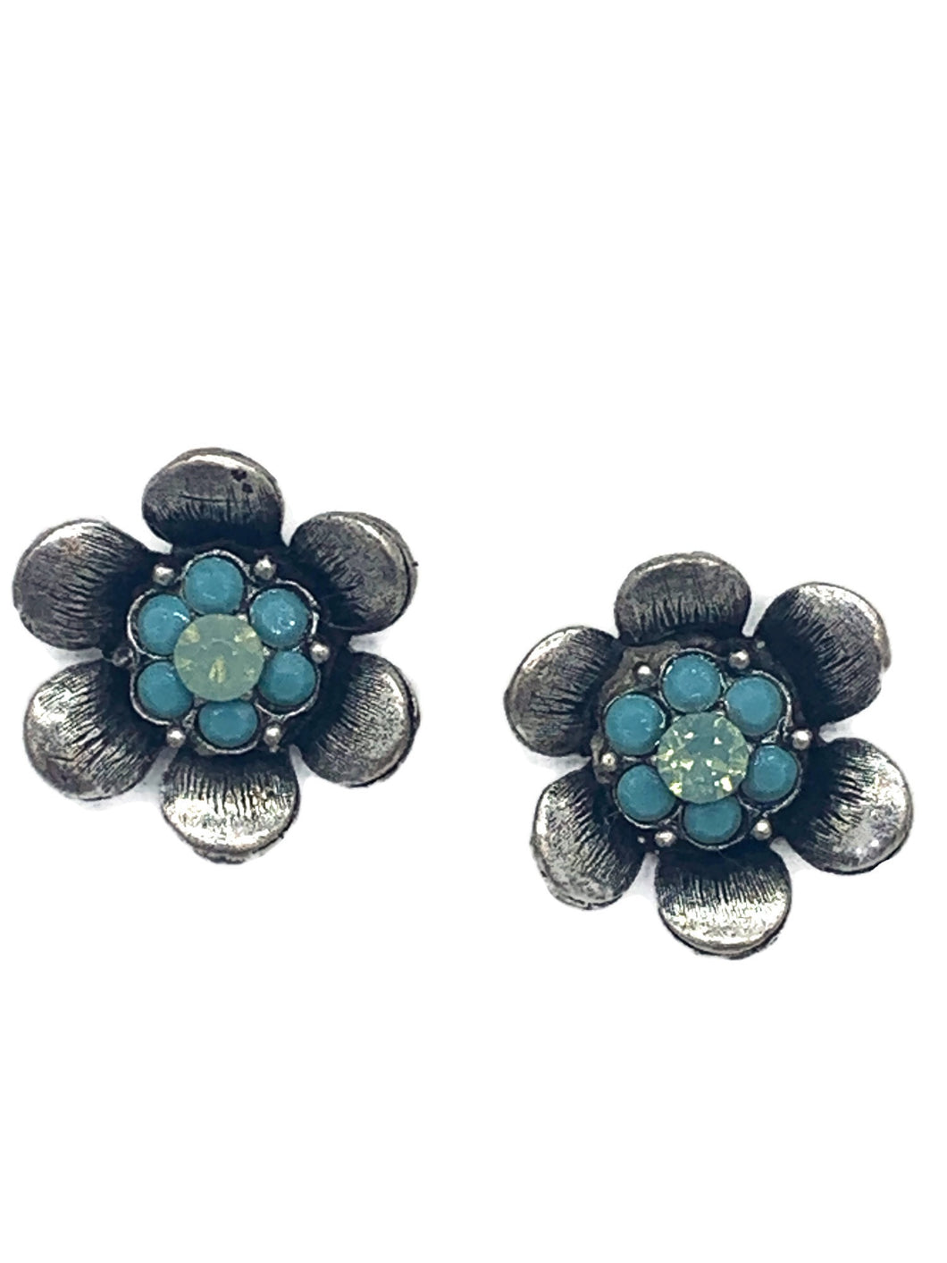 Flower Power stud earring